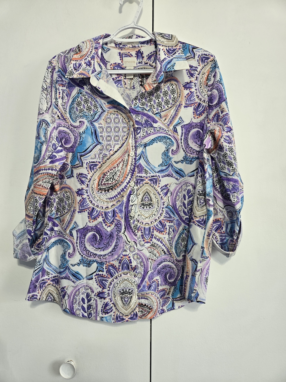 Chico’s‎ Size 2 L Paisley Button Down Shirt 100% Cotton Roll Tab Sleeve